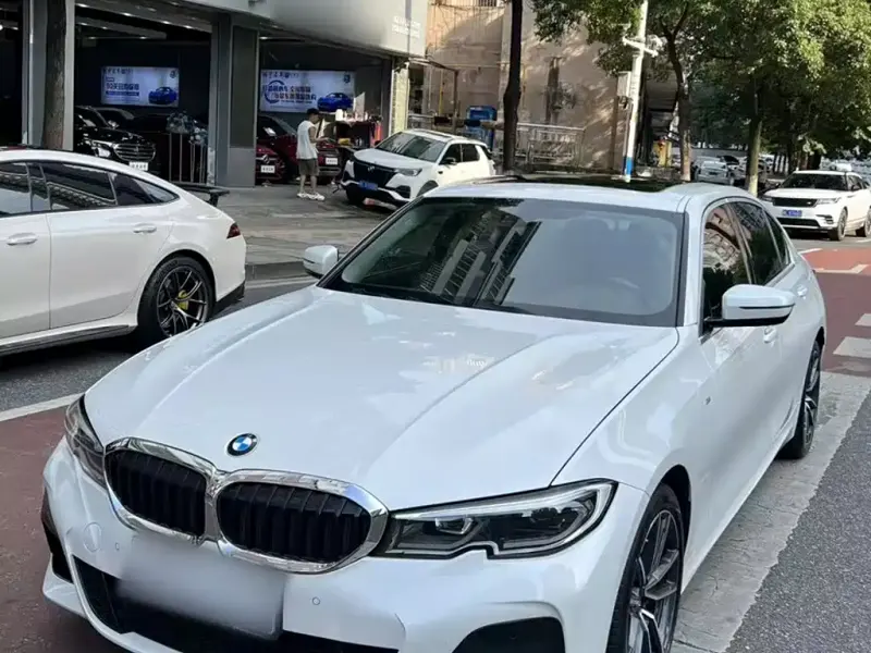 BMW 3 Series, 2021