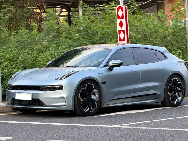 Zeekr 001, 2022
