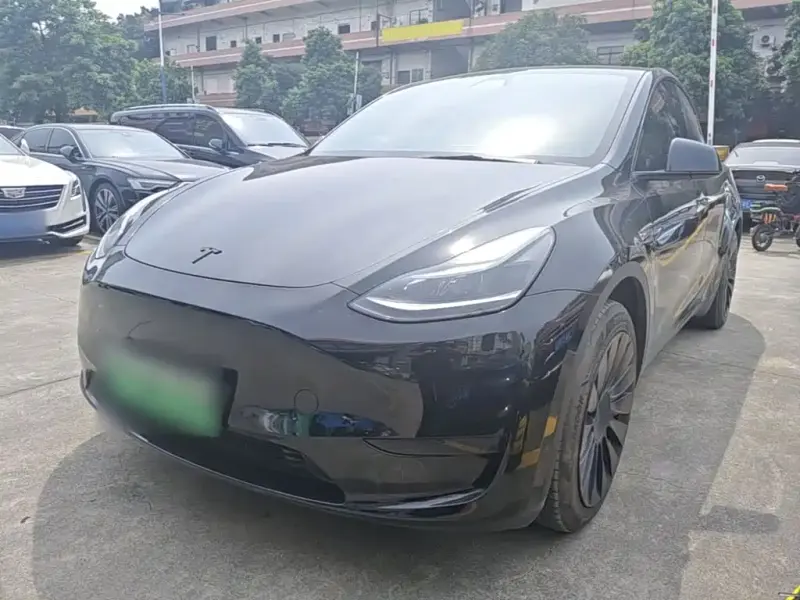 Tesla Model Y, 2022