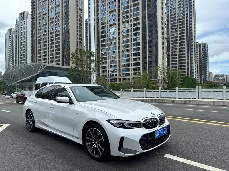 BMW 3 Series, 2024