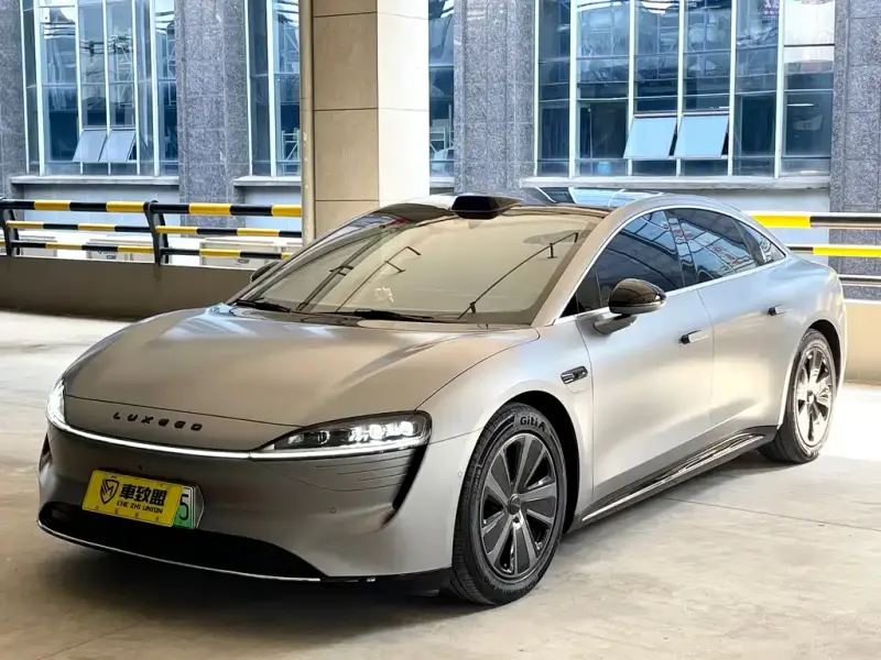 Luxeed Zhijie S7, 2025