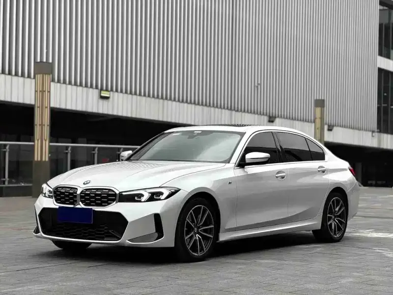 BMW 3 Series, 2024