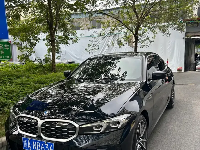 BMW 3 Series, 2023