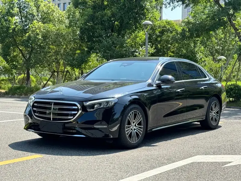 Mercedes-Benz E-Class, 2026