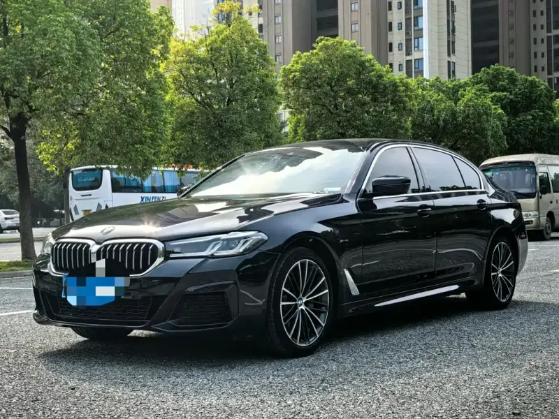 BMW 5 Series, 2022