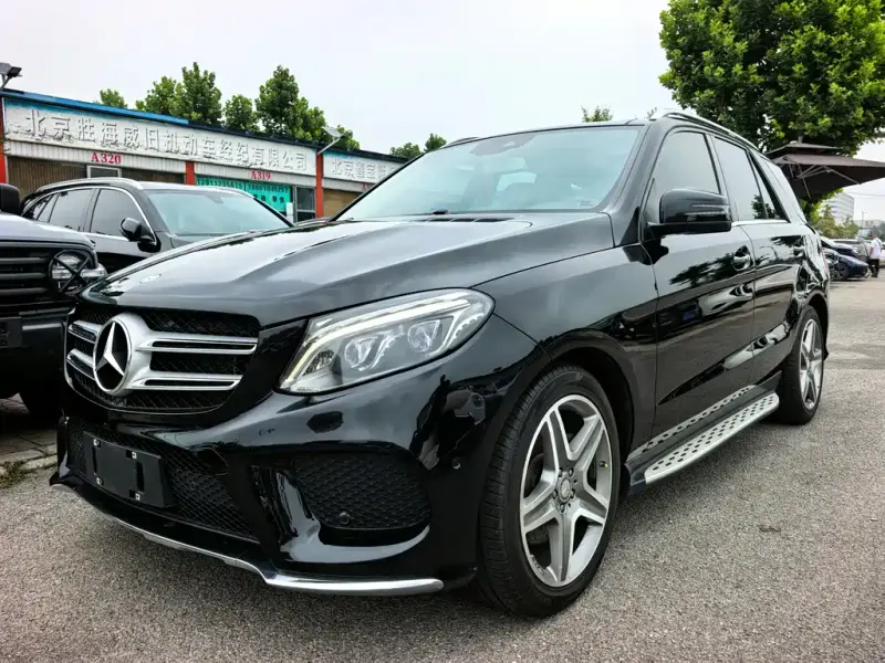 Mercedes-Benz GLE( ), 2016