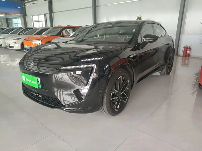 Avatr 11, 2025