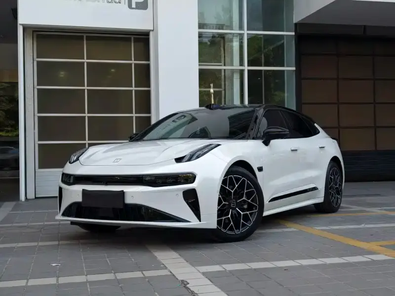 Zeekr 001, 2025
