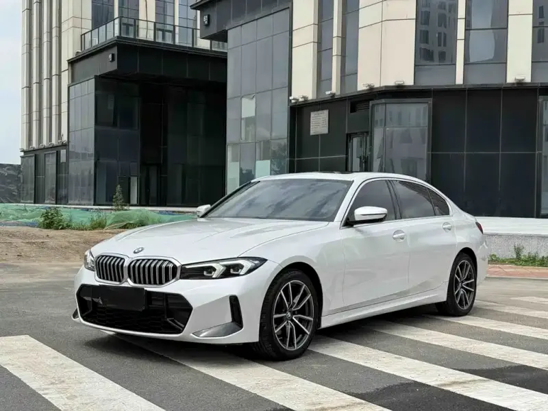 BMW 3 Series, 2023