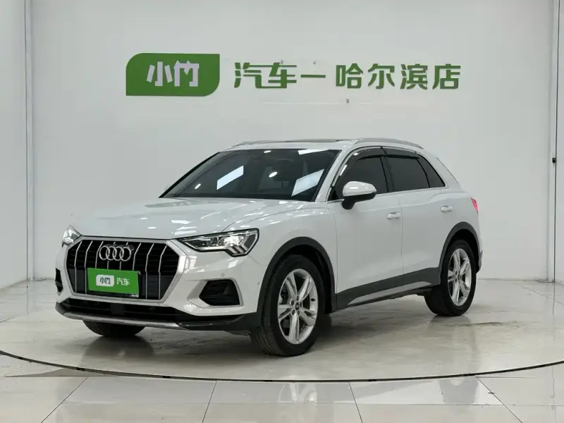 Audi Q3, 2022