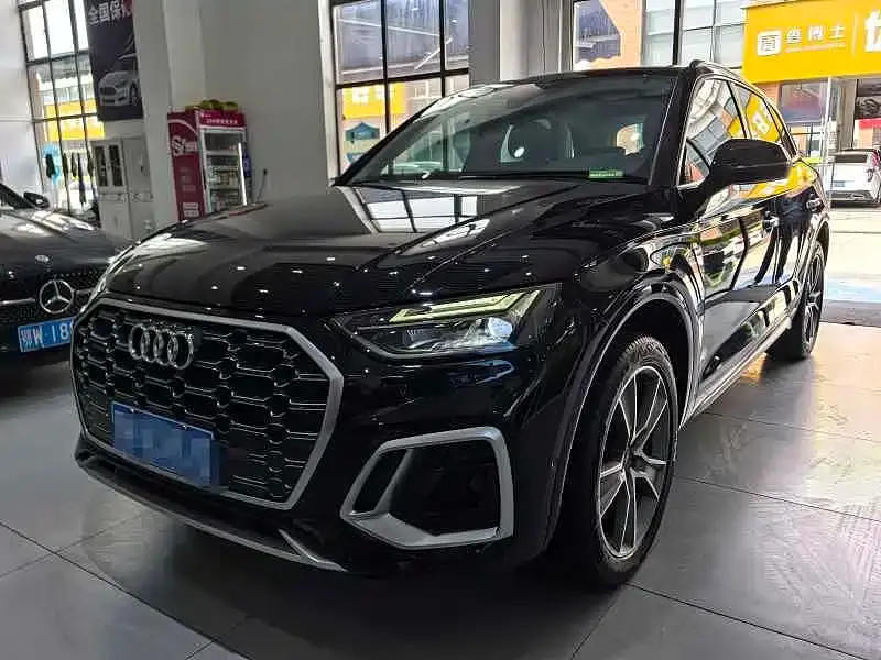 Audi Q5L, 2021