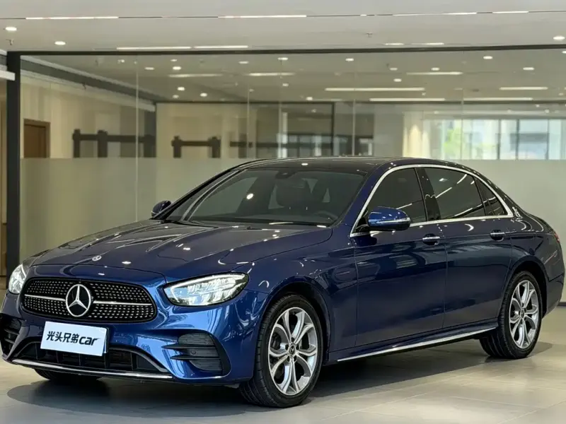 Mercedes-Benz E-Class, 2022