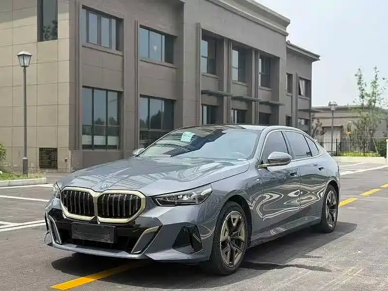 BMW i5, 2024