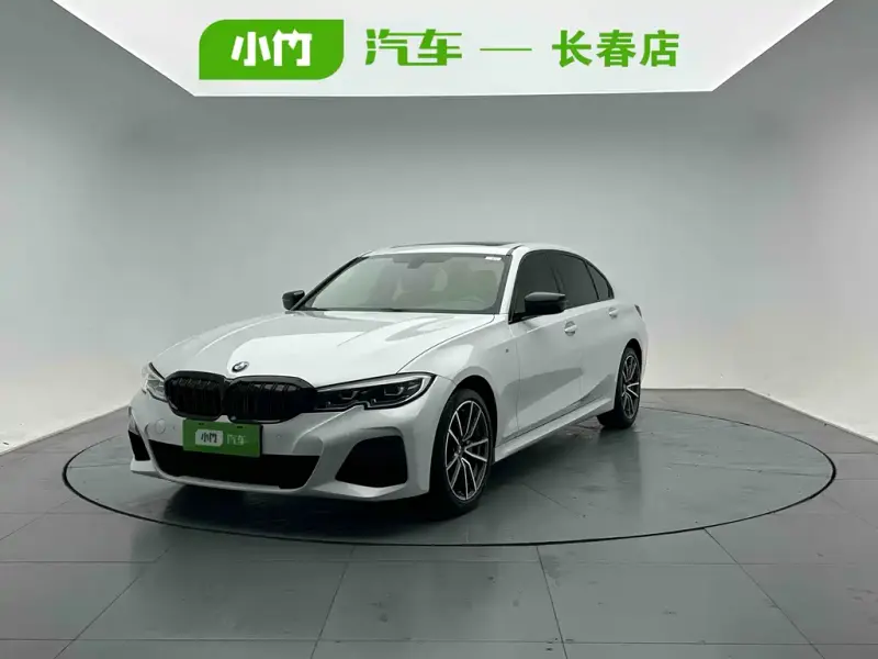 BMW 3 Series, 2022
