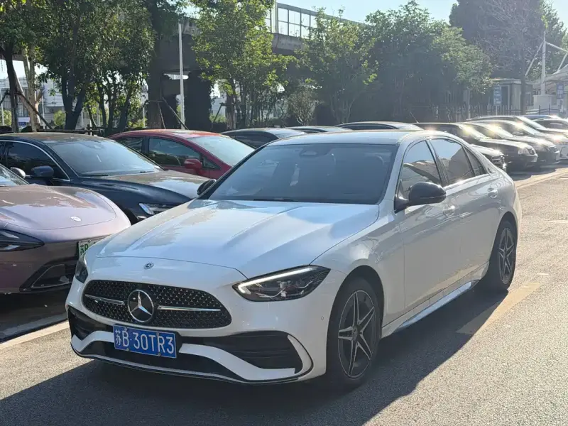 Mercedes-Benz C-Class, 2024