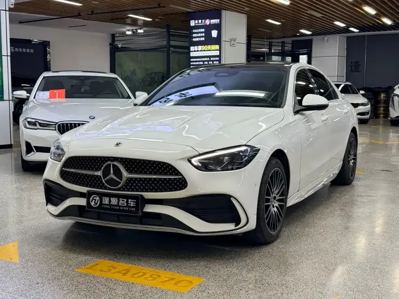 Mercedes-Benz C-Class, 2024