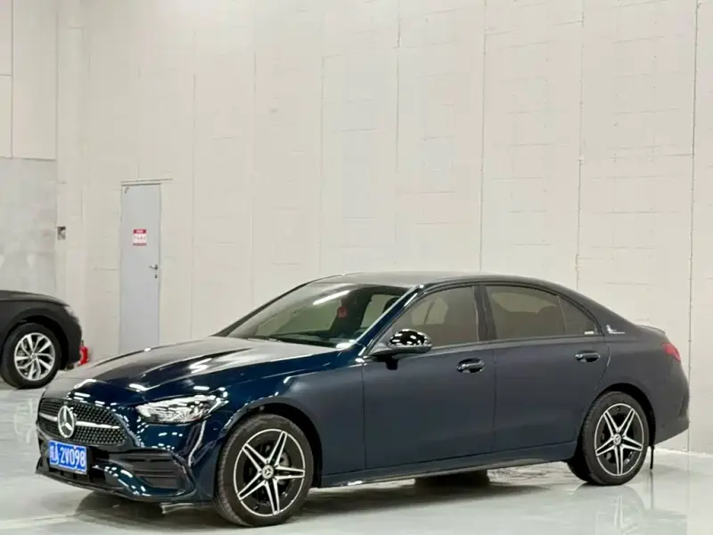 Mercedes-Benz C-Class, 2024