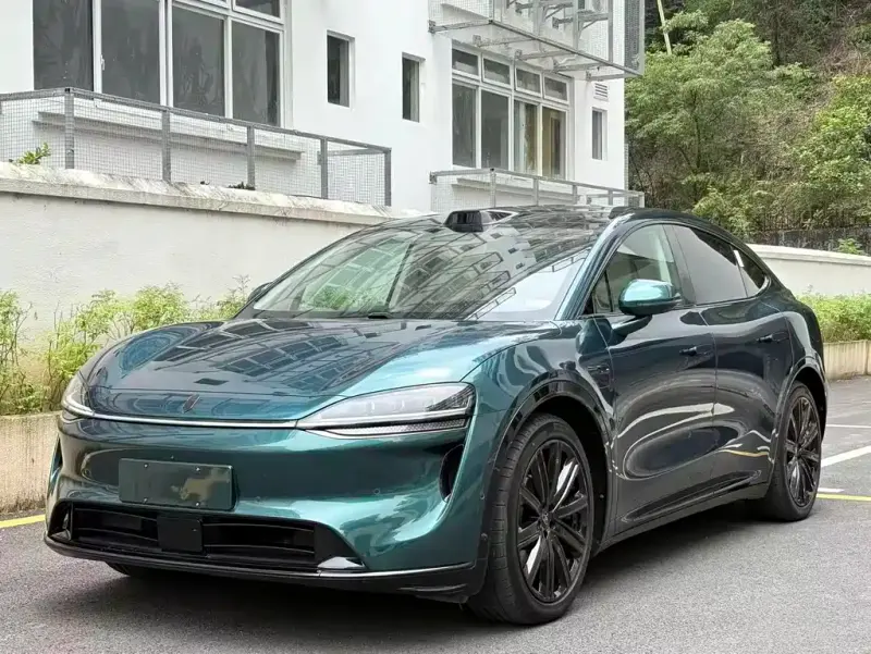 Luxeed Zhijie R7, 2025