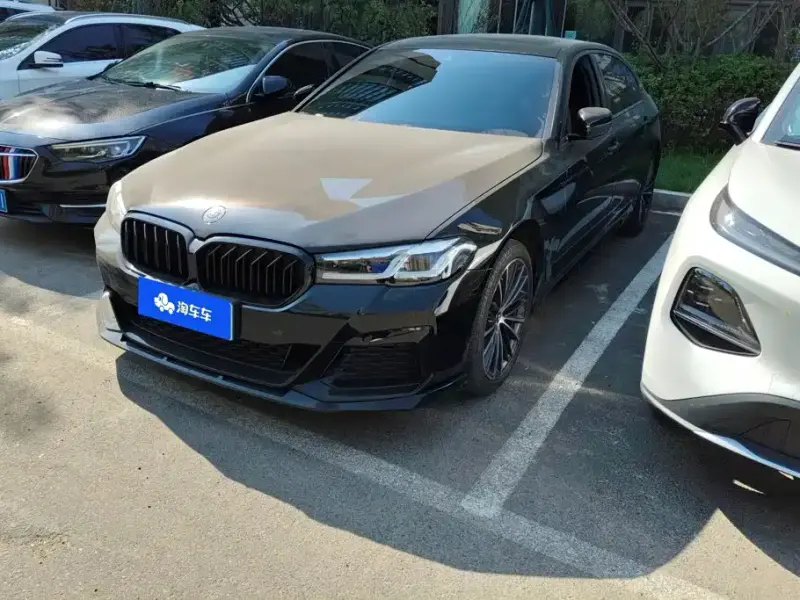 BMW 5 Series, 2022