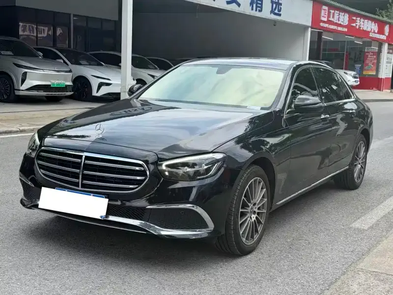 Mercedes-Benz E-Class, 2022