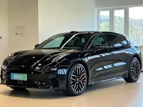 Zeekr 001, 2025