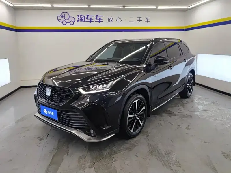 Toyota Crown Kluger, 2023