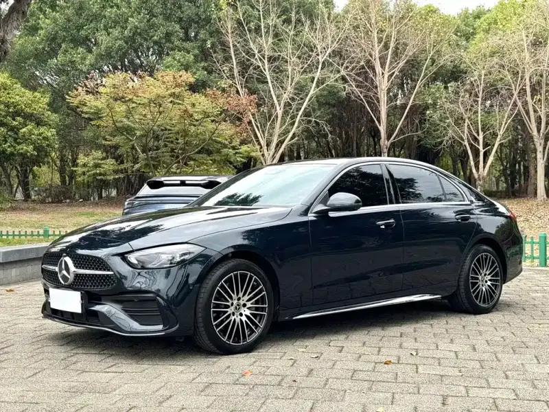 Mercedes-Benz C-Class, 2025