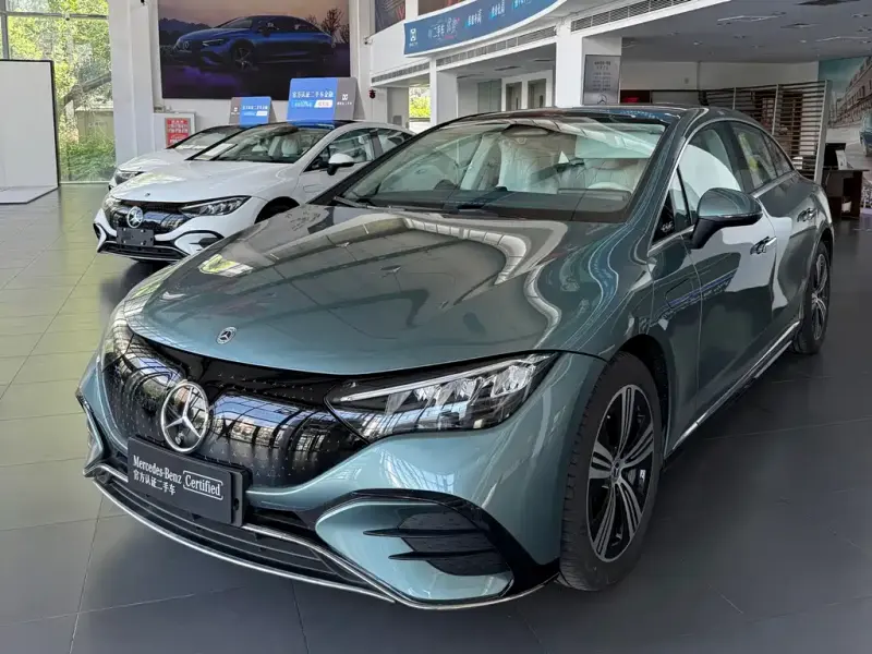 Mercedes-Benz EQE, 2025