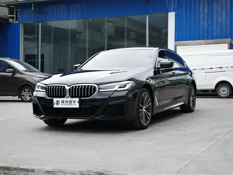 BMW 5 Series, 2022