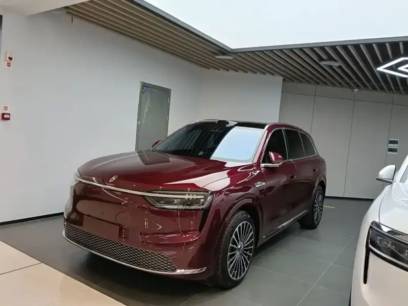 AITO M7, 2025