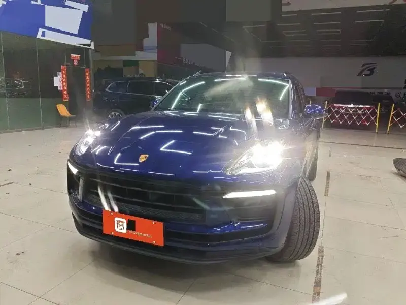Porsche Macan, 2022