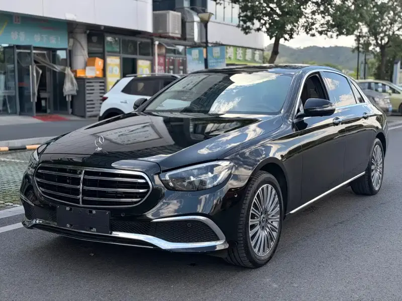 Mercedes-Benz E-Class, 2023