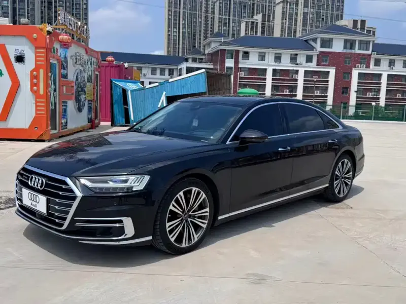 Audi A8, 2021