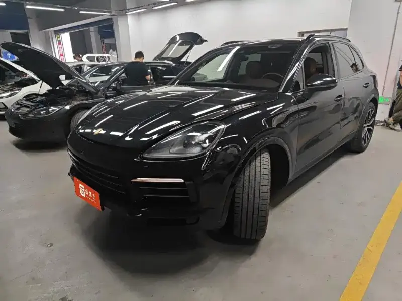 Porsche Cayenne, 2020