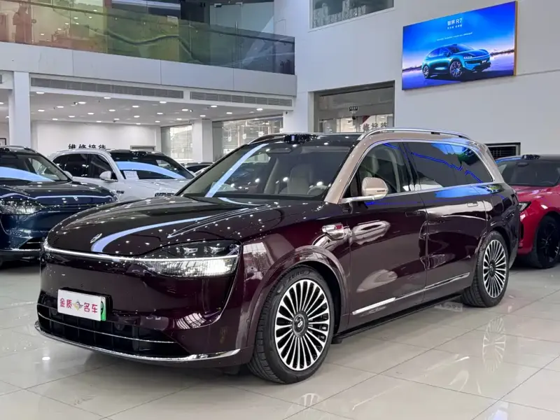 AITO M9, 2025
