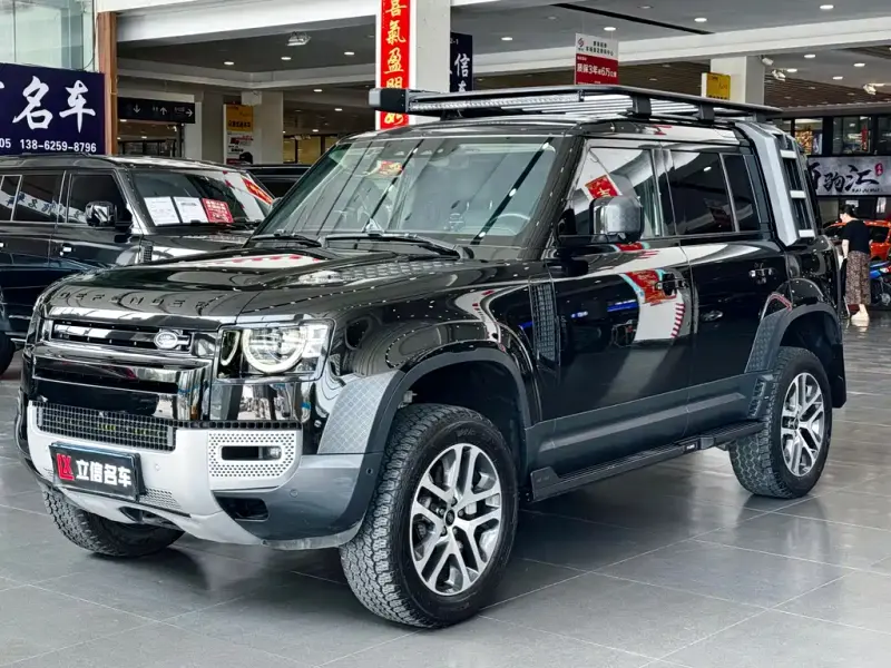 Land Rover Defender, 2023