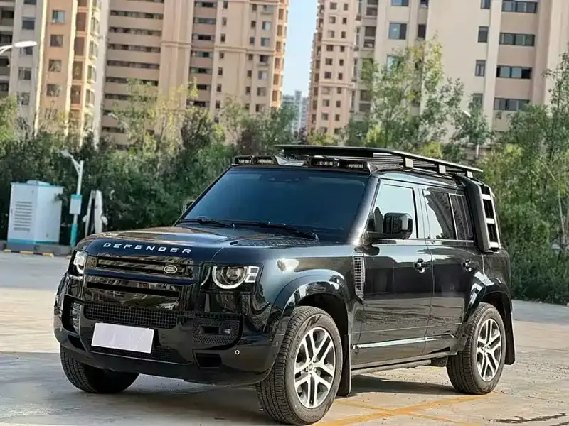 Land Rover Defender, 2024