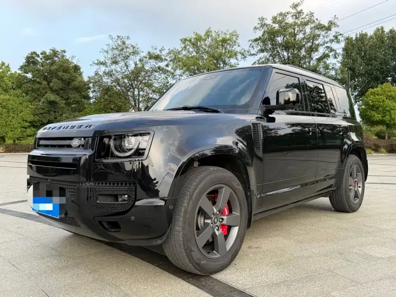 Land Rover Defender, 2025