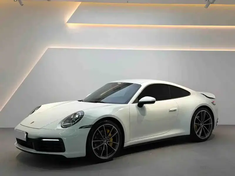 Porsche 911, 2021