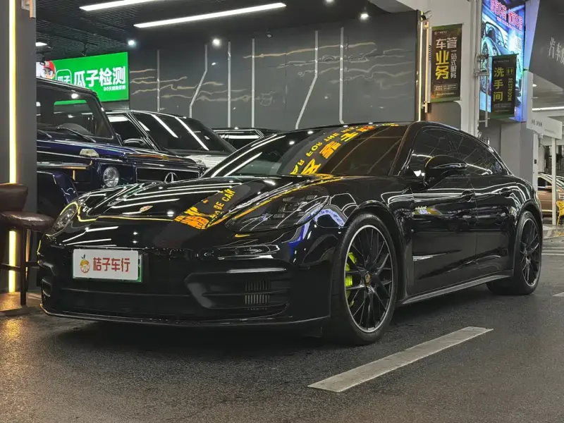Porsche Panamera Hybrid, 2024