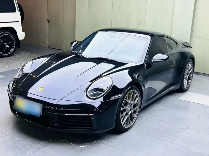 Porsche 911, 2023
