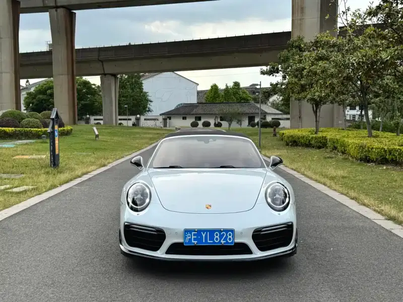 Porsche 911, 2017