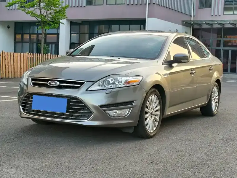 Ford Mondeo Zhisheng, 2012