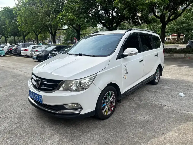 Baojun 730, 2016