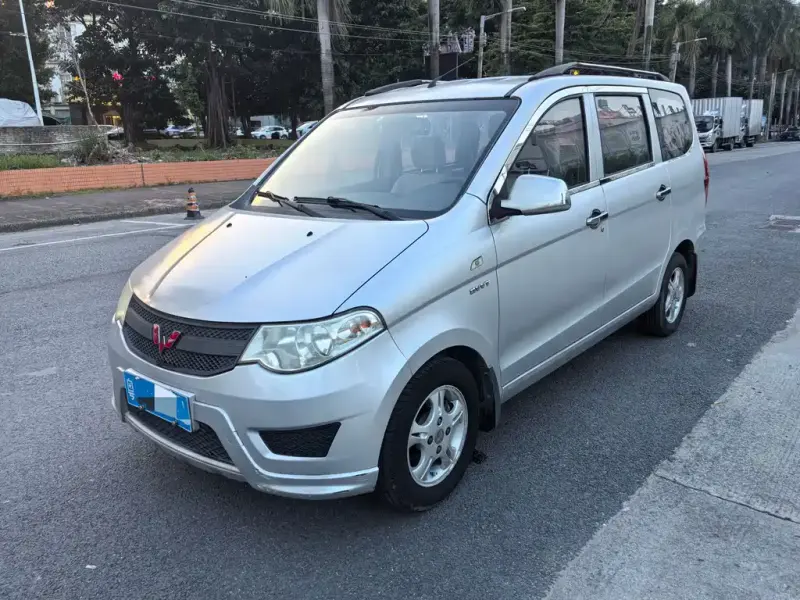 Wuling Hongguang, 2016