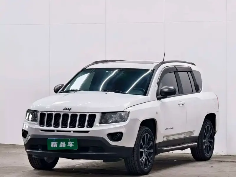 Jeep Compass (Import), 2013
