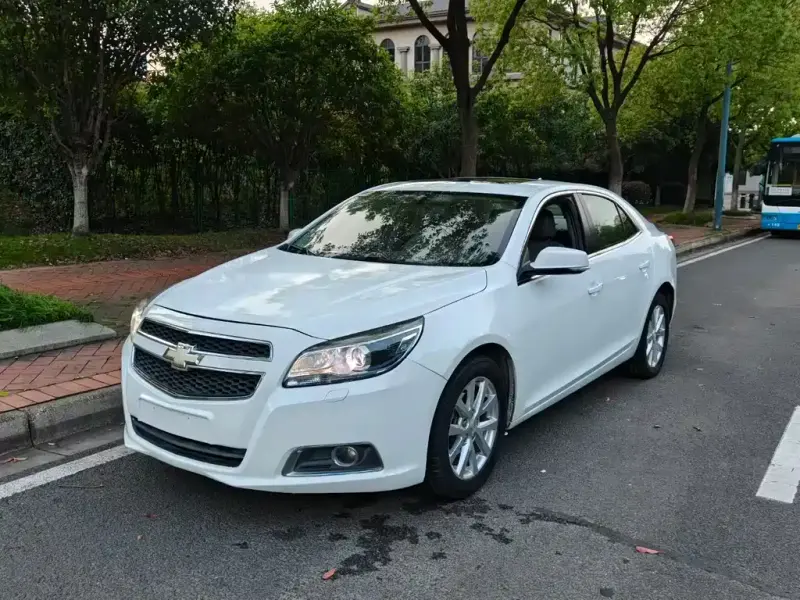 Chevrolet Malibu, 2015