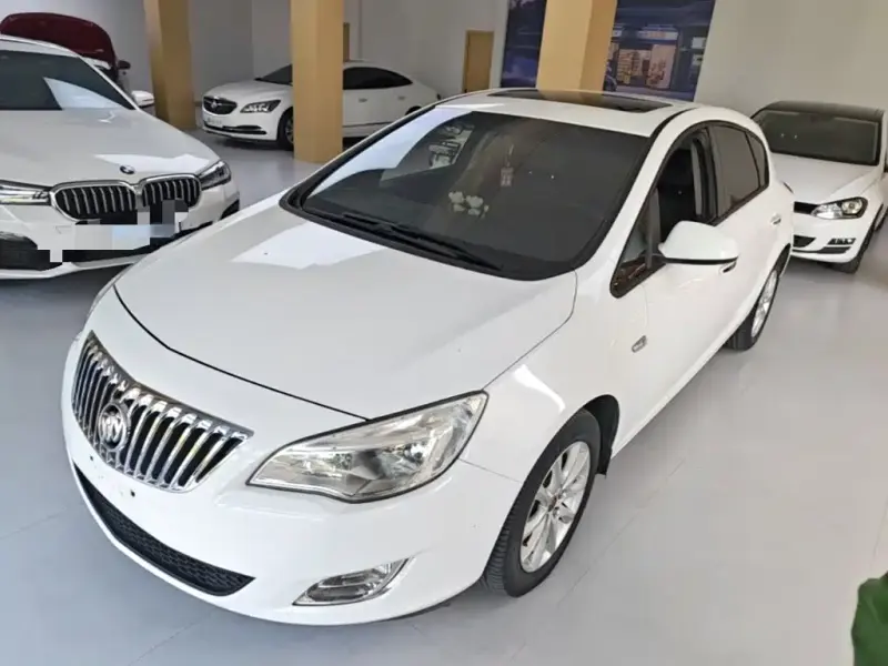 Buick Excelle, 2016