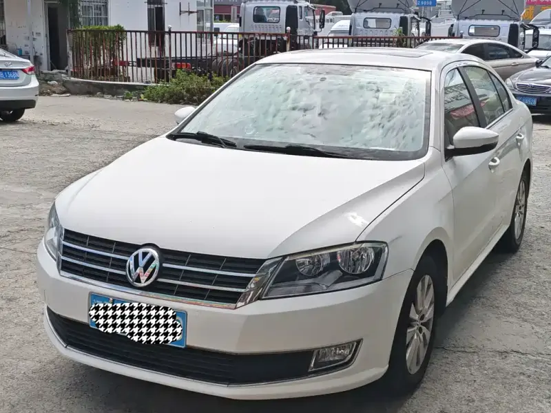 Volkswagen Lavida, 2015