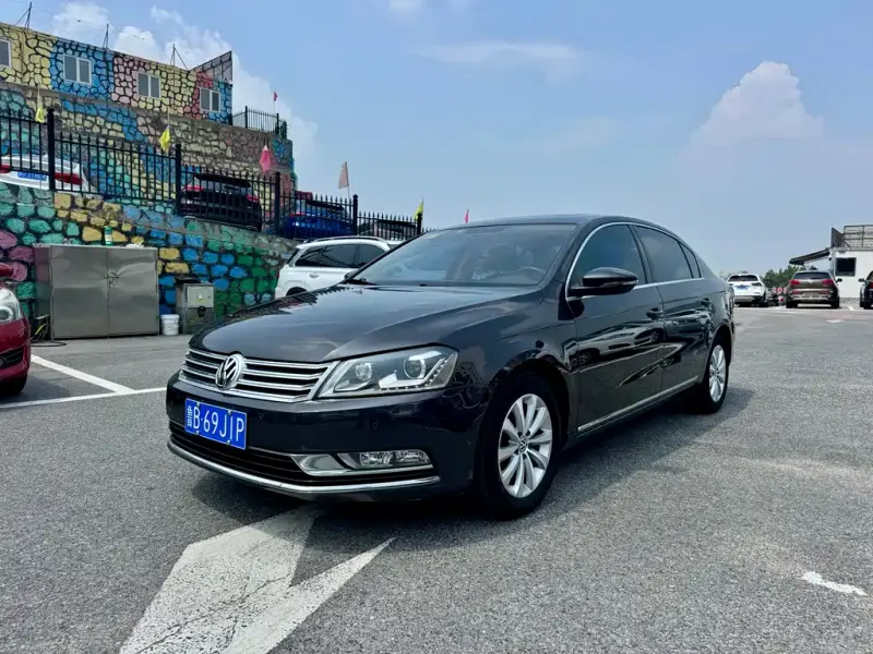 Volkswagen Magotan, 2012
